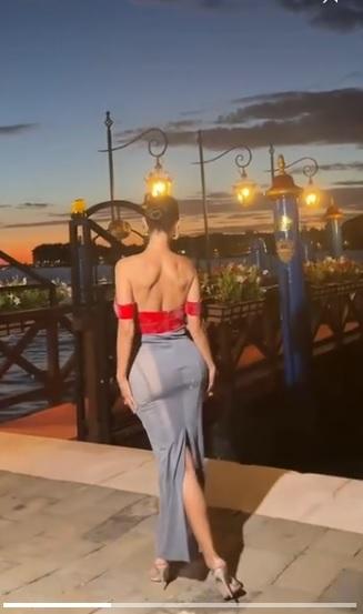 Виктория Боня похвасталась фигурой в Венеции и стала объектом насмешек