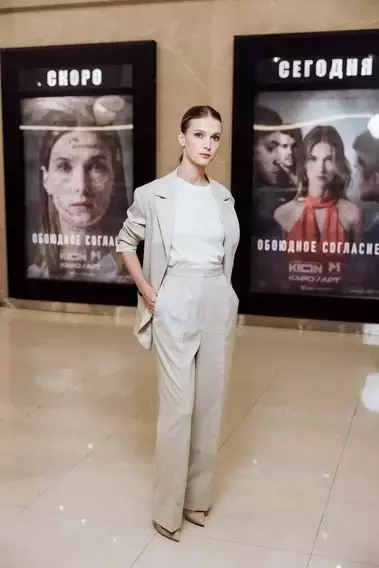 Актриса Светлана Иванова