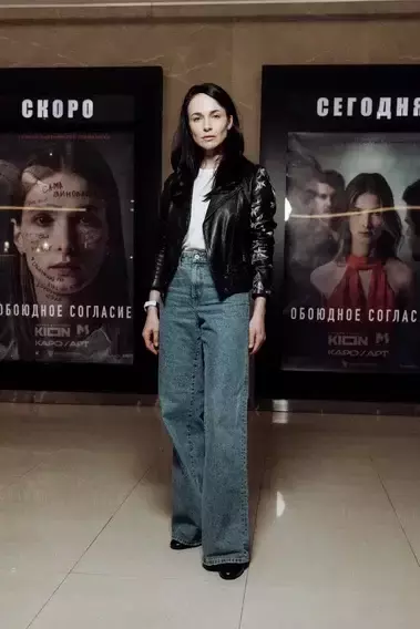 Актриса Анна Снаткина