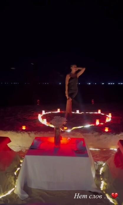 Новый тайный возлюбленный Ольги Бузовой устроил ей романтическое свидание на пляже в Танзании