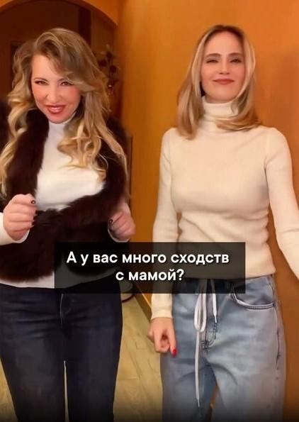 «Шикарная генетика»: певица Глюкоза показала свою 61-летнюю мать