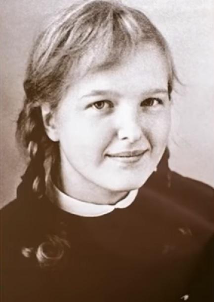 Елена Соловей в юности