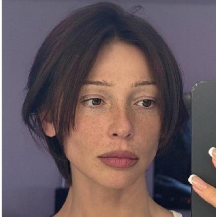 «Кардинальное переобувание»: раскрыта причина смены прически и цвета волос Насти Ивлеевой