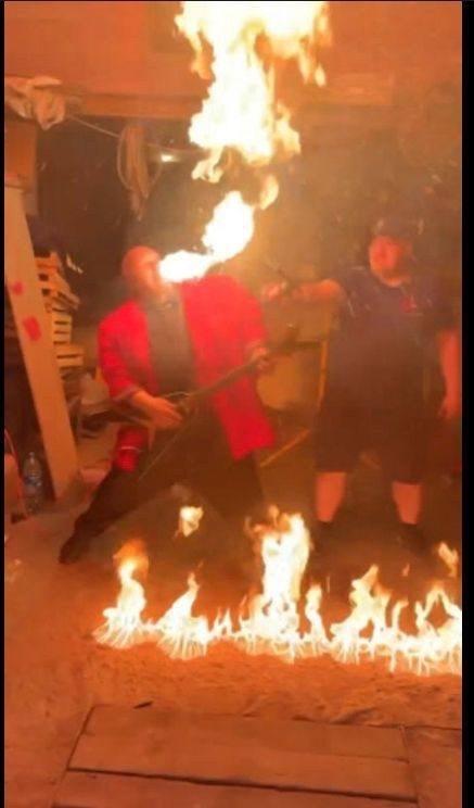 «Хотел показать фаер-шоу и загорелся»: Стас Барецкий едва не погиб на съемках фильма