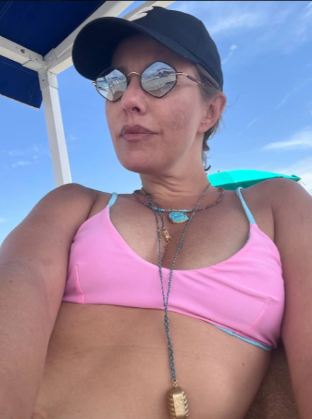 «Борюсь»: Ксения Собчак показала неприятное последствие родов