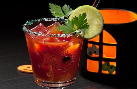 10 коктейлей для вечеринки на Хэллоуин