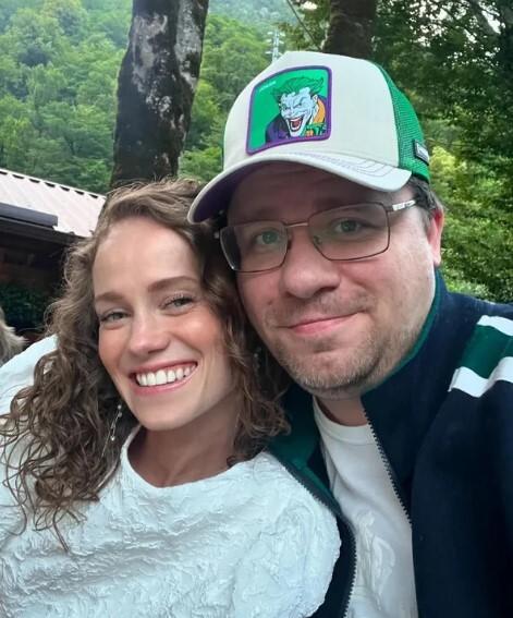 «Я тебя лечу»: Катерина Ковальчук показала счастливого Гарика Харламова