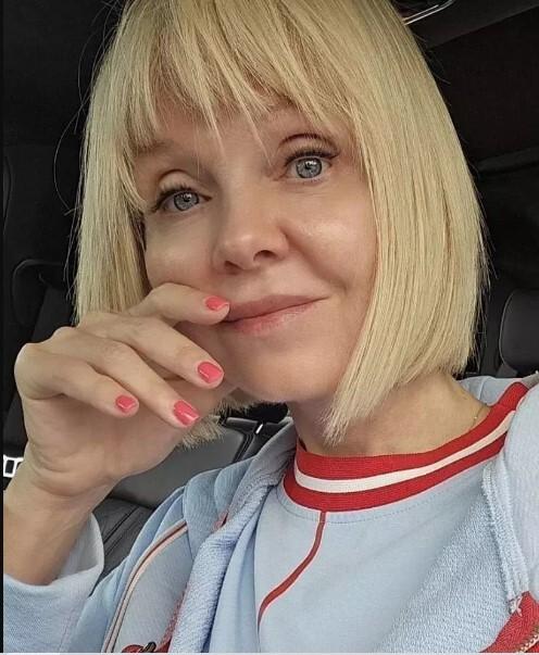 «Одутловатое лицо и чрезмерно приподнятые брови»: какие операции делала Валерия