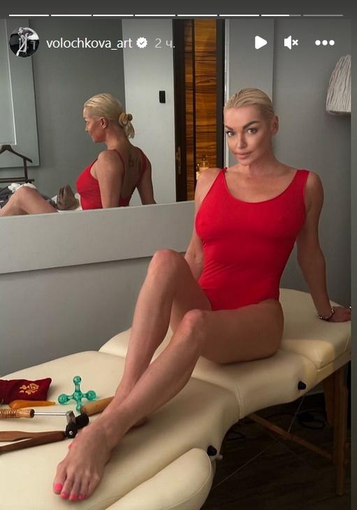 «Легла под нож»: Анастасию Волочкову с перекошенным лицом заподозрили в неудачной пластике