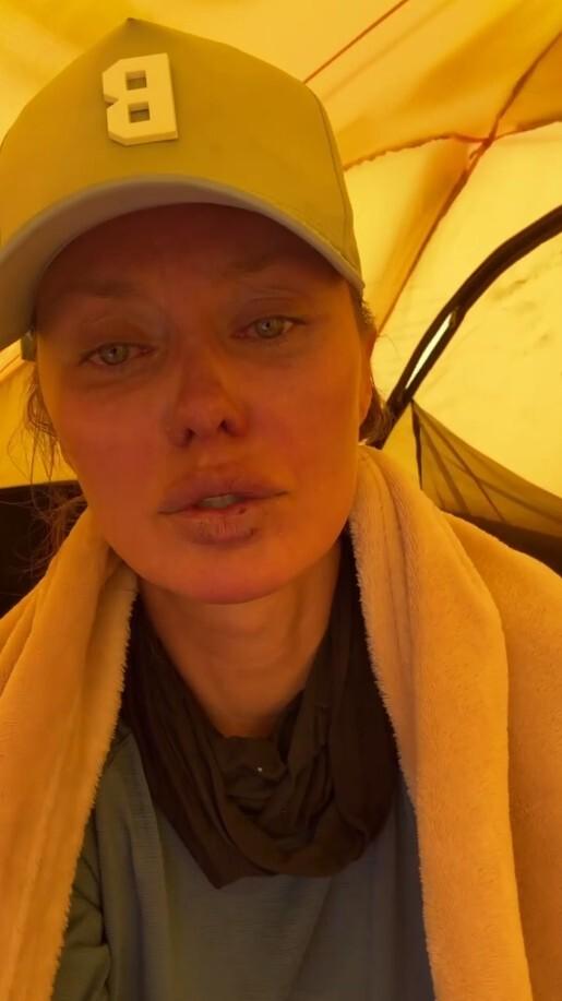 «Это самое сложное, что я делала в жизни»: Виктория Боня показала себя без ретуши после восхождения в Гималаях