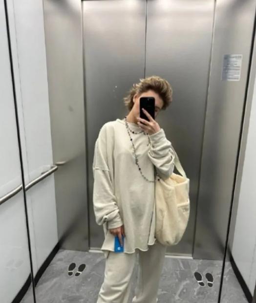 На фотографии Анны Шульгиной заметили округлившийся живот