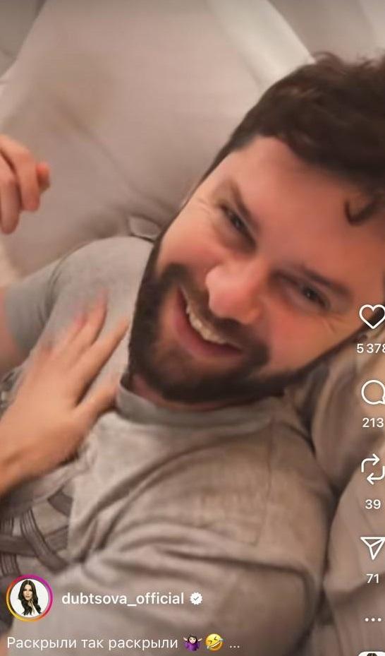 «Бессовестная»: Ирина Дубцова показала нового возлюбленного в постели после слухов о его «аренде»