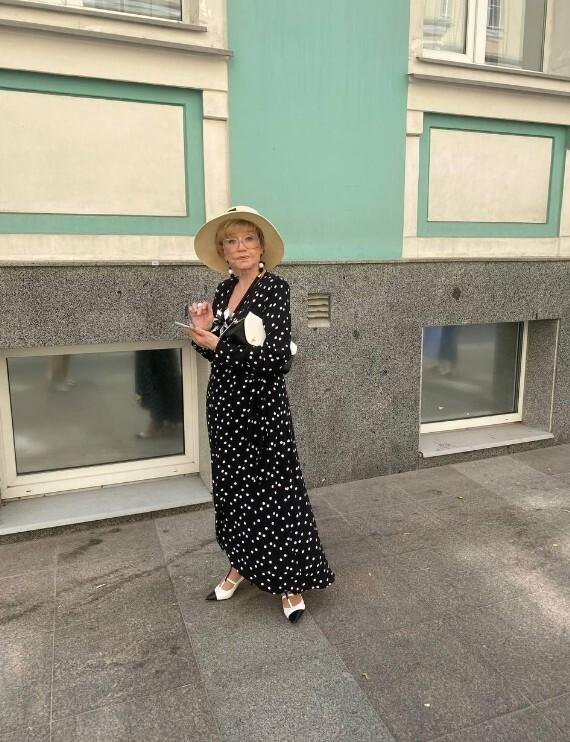 Вера Алентова на свадьбе внука