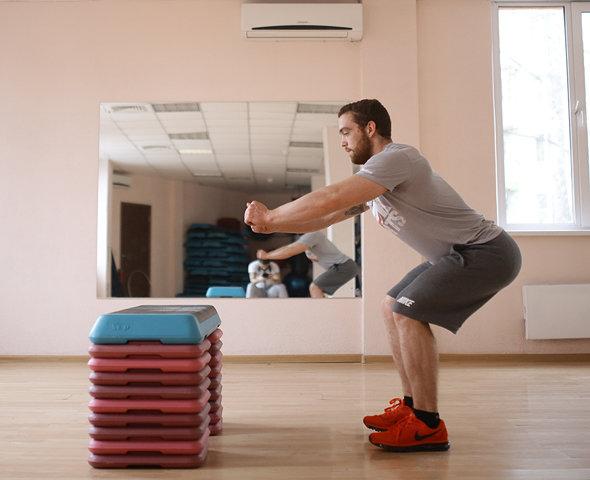 Запрыгивание на степ