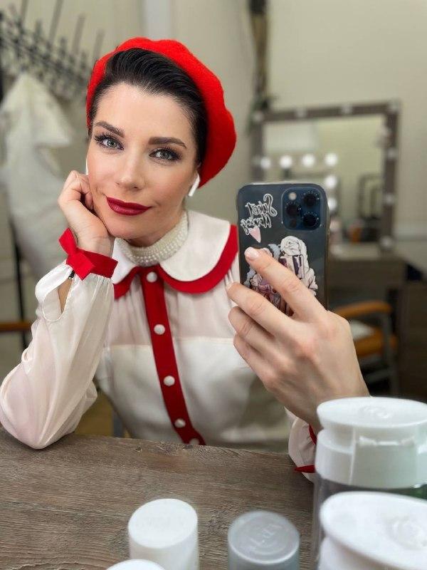 Актриса Екатерина Волкова