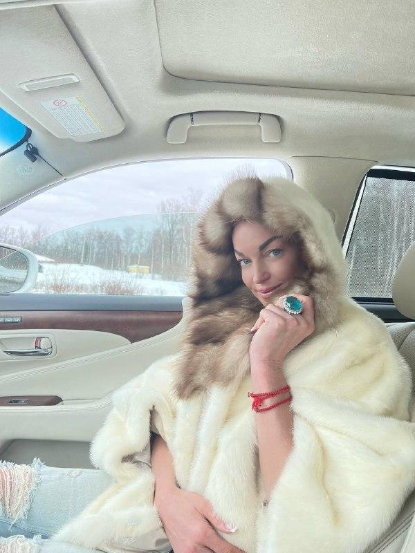 Балерина Анастасия Волочкова