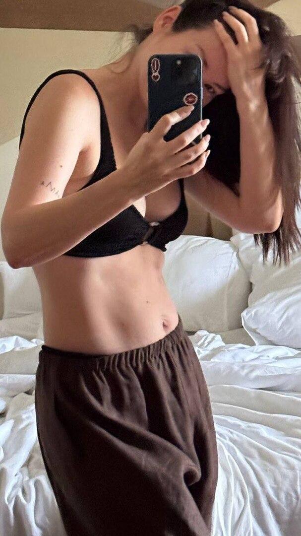 «Отвратительно стоит вес»: как Ида Галич выглядит спустя два месяца после родов