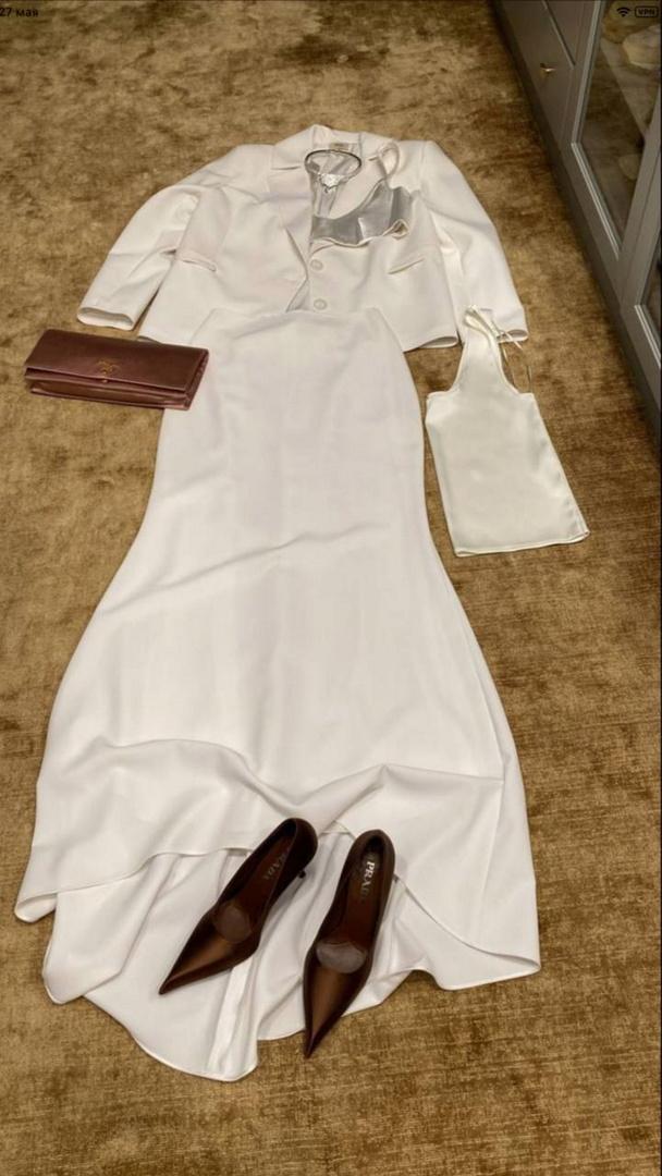 «Смотрится по-сиротски»: разбор образа Ксении Собчак в Каннах