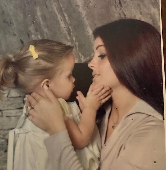 Присцилла и Лиза-Мари Пресли