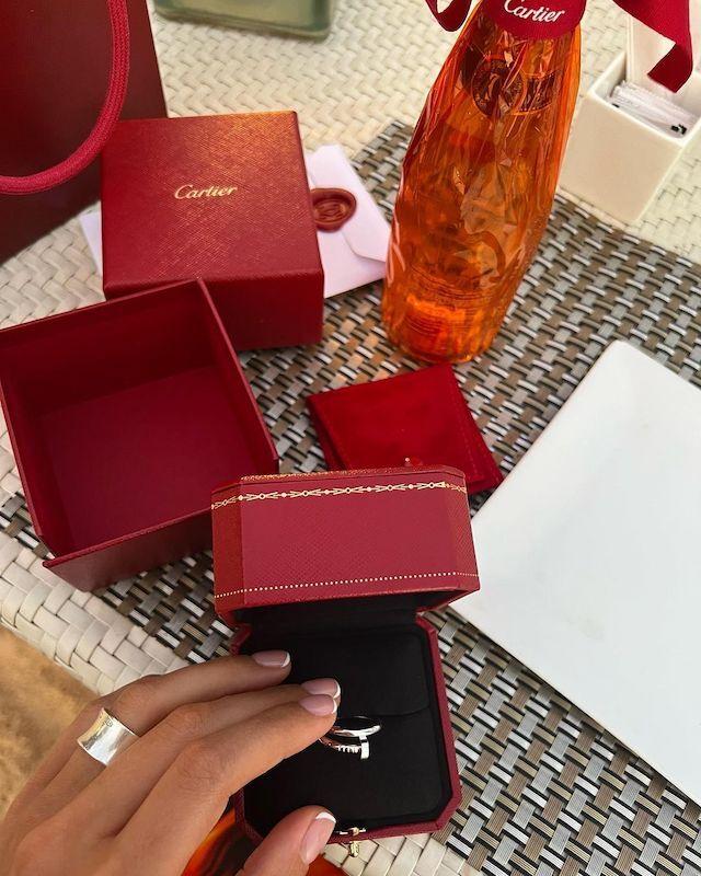 Мария Горбань похвасталась подарком от Кирилла Зоткина