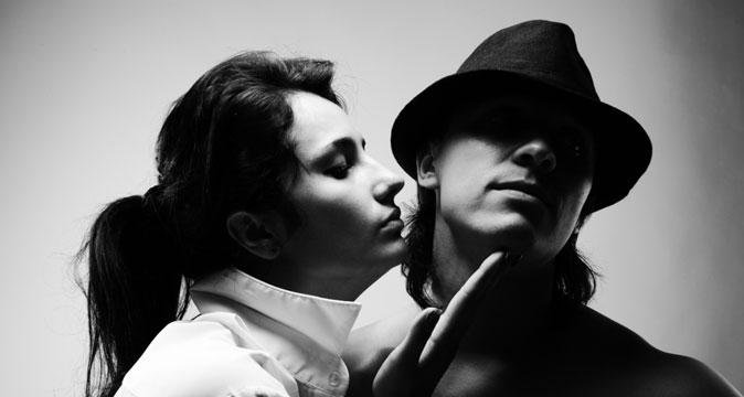 Козерог - его эмоции. Какой он в любви?