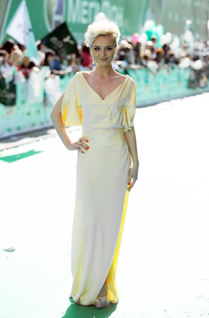 Полина в 2012 году