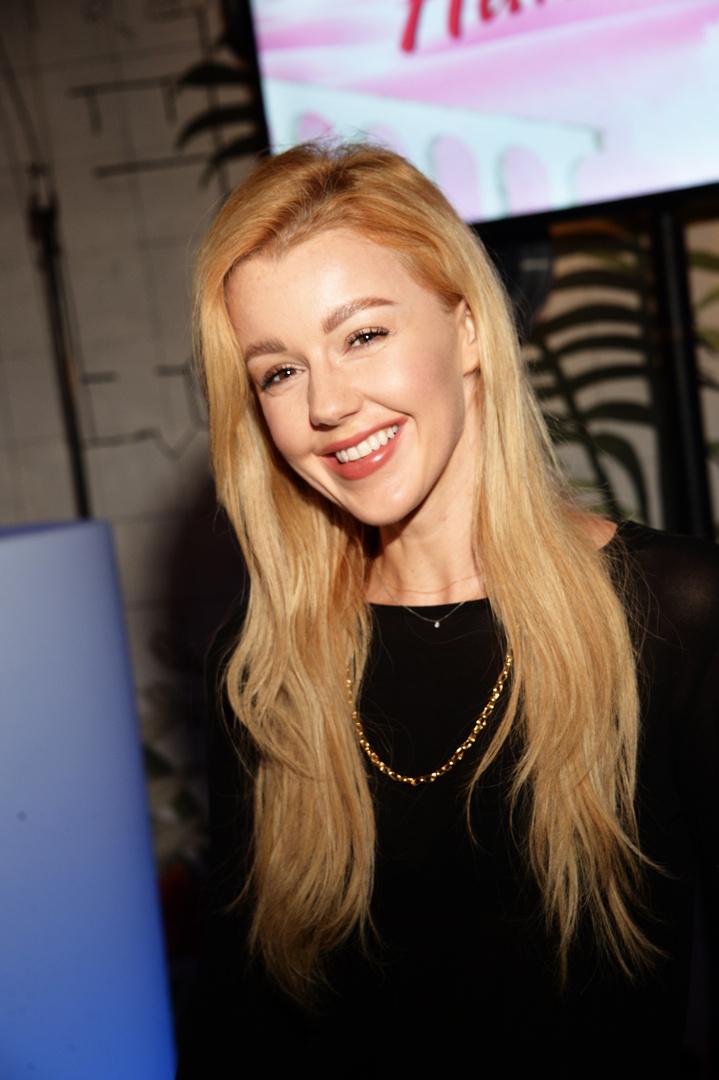 Дышит при помощи ингалятора: что случилось с Юлианной Карауловой