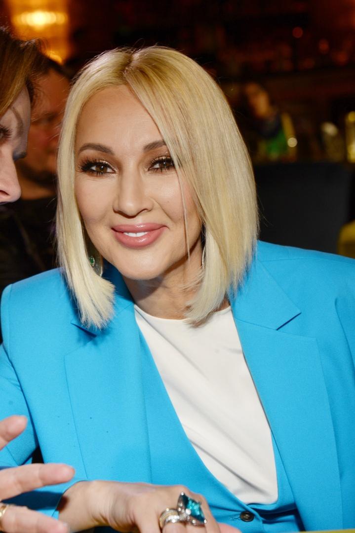 «Залезает в мой телефон»: Кудрявцева о проблемах в отношениях с молодым супругом