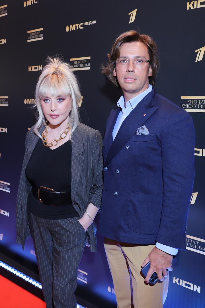 100 тысяч евро и частный самолет: Максим Галкин* готов вернуться в Россию на определенных условиях