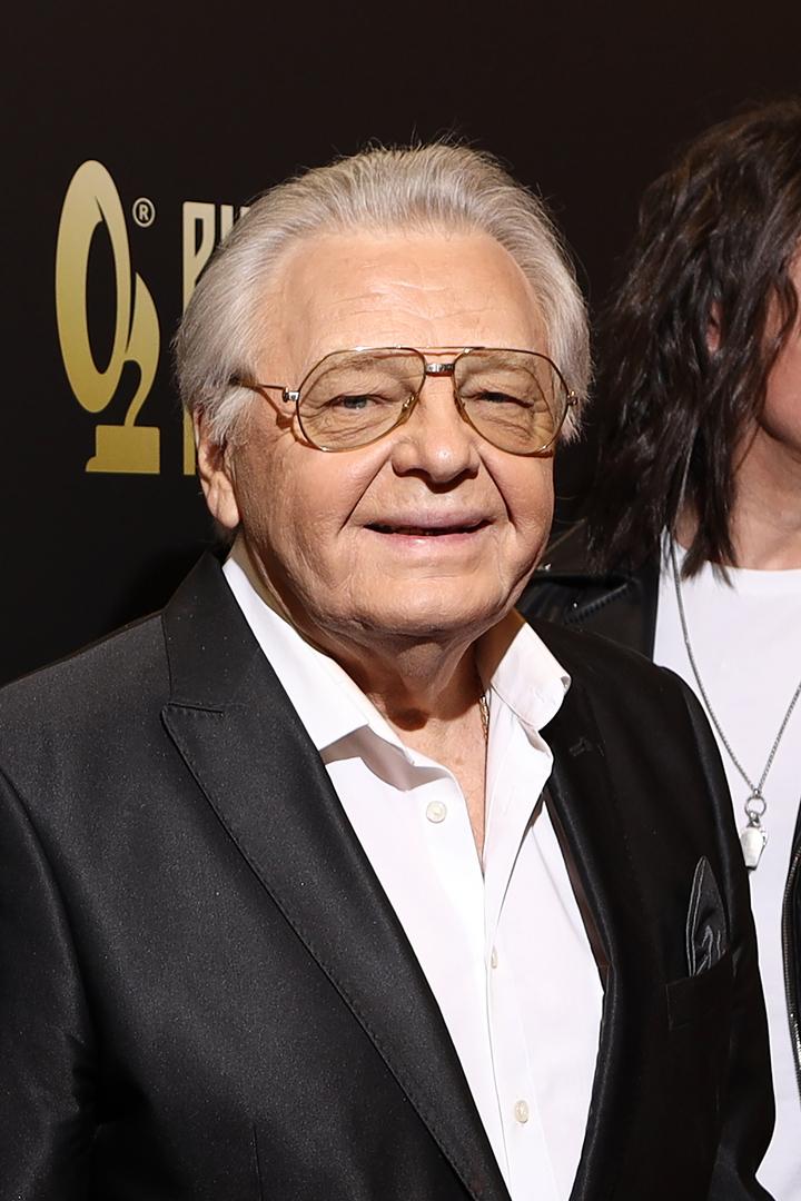 «Больше тысячи уколов сделали»: сестра Юрия Антонова рассказала про паралич певца