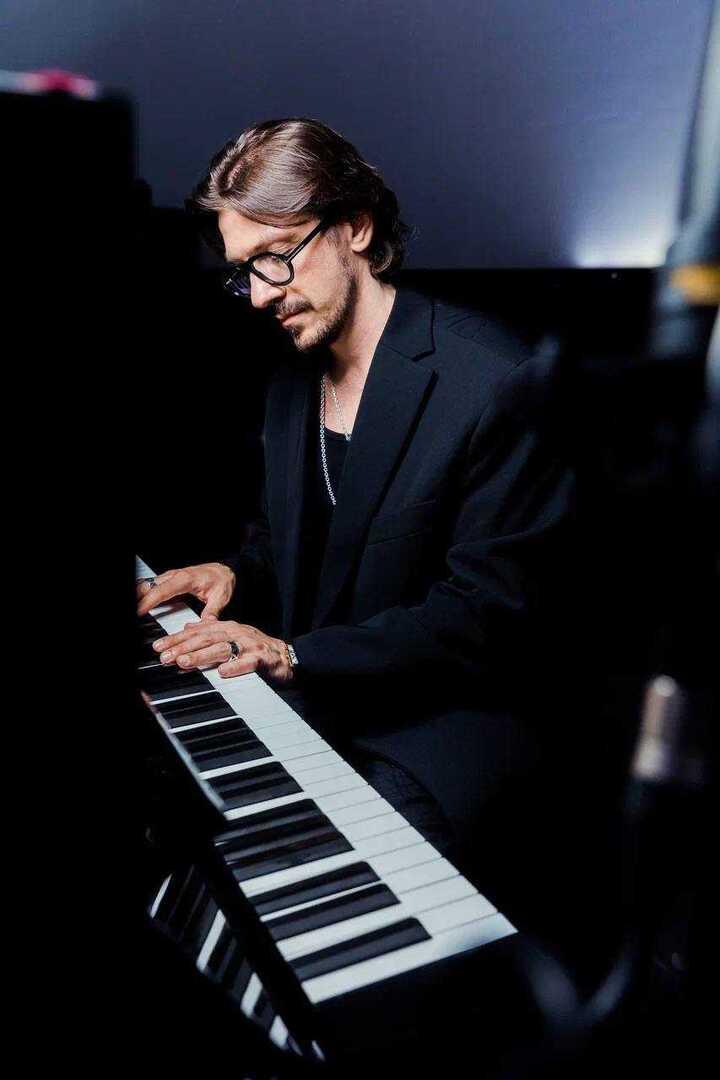 Леонид Овруцкий