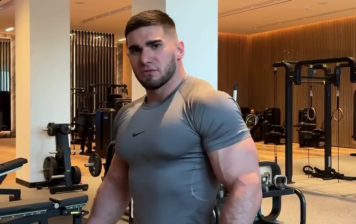 Суд лишил блогера Асхаба Тамаева права управления автомобилем