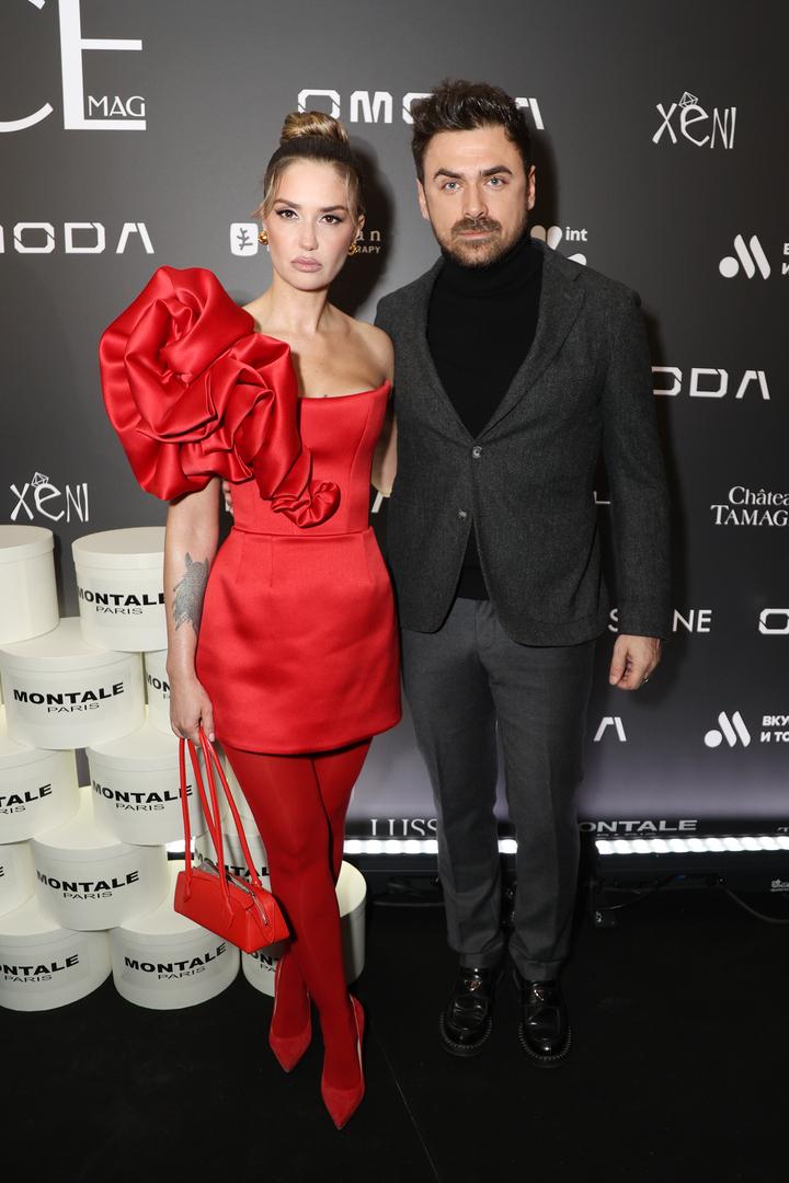 Нарушила дресс-код и превзошла Бородину: стилист оценила образ Агаты Муцениеце на музыкальной премии