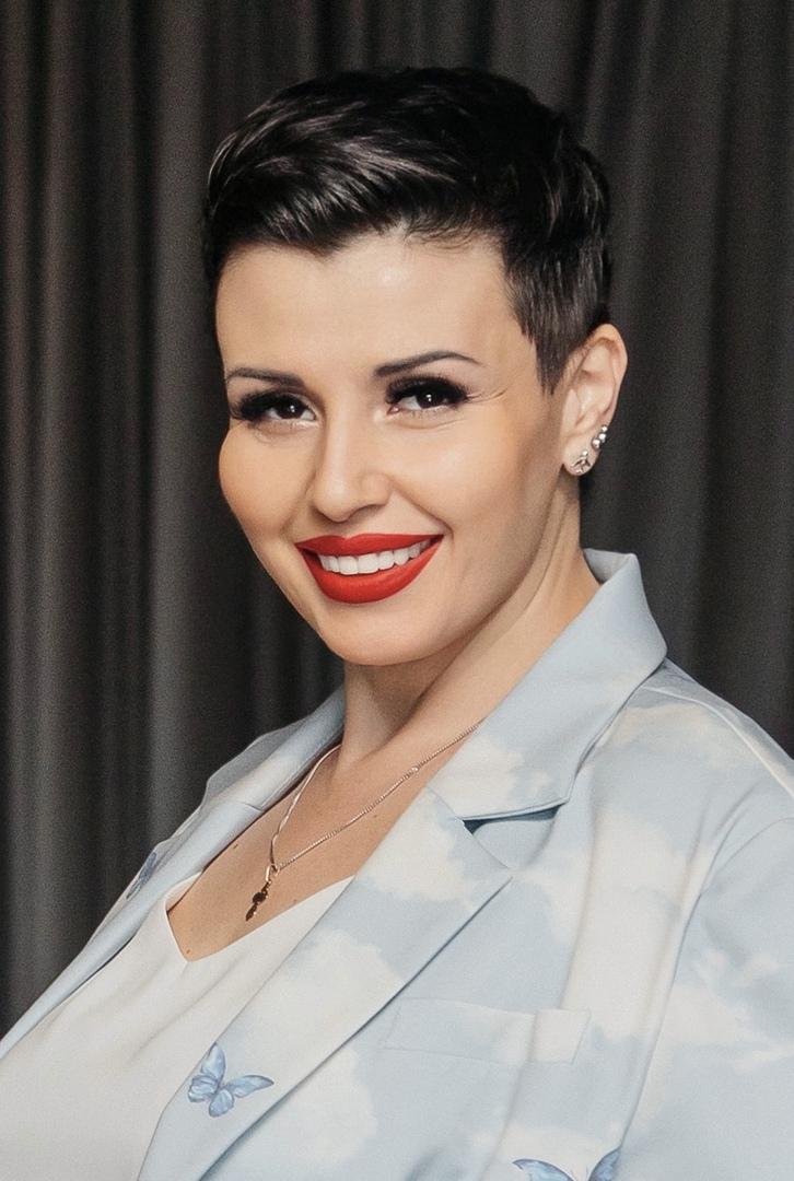 Сваха Анна Осипова