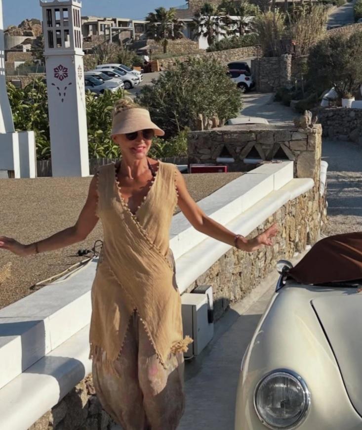 Кристина Орбакайте вышла на связь из Европы после заявлений Аллы Пугачевой