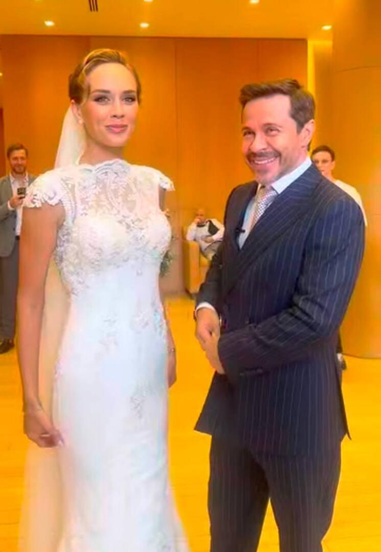 «Стиль, который не кричит о роскоши»: сколько стоят свадебные образы Деревянко и Фуць