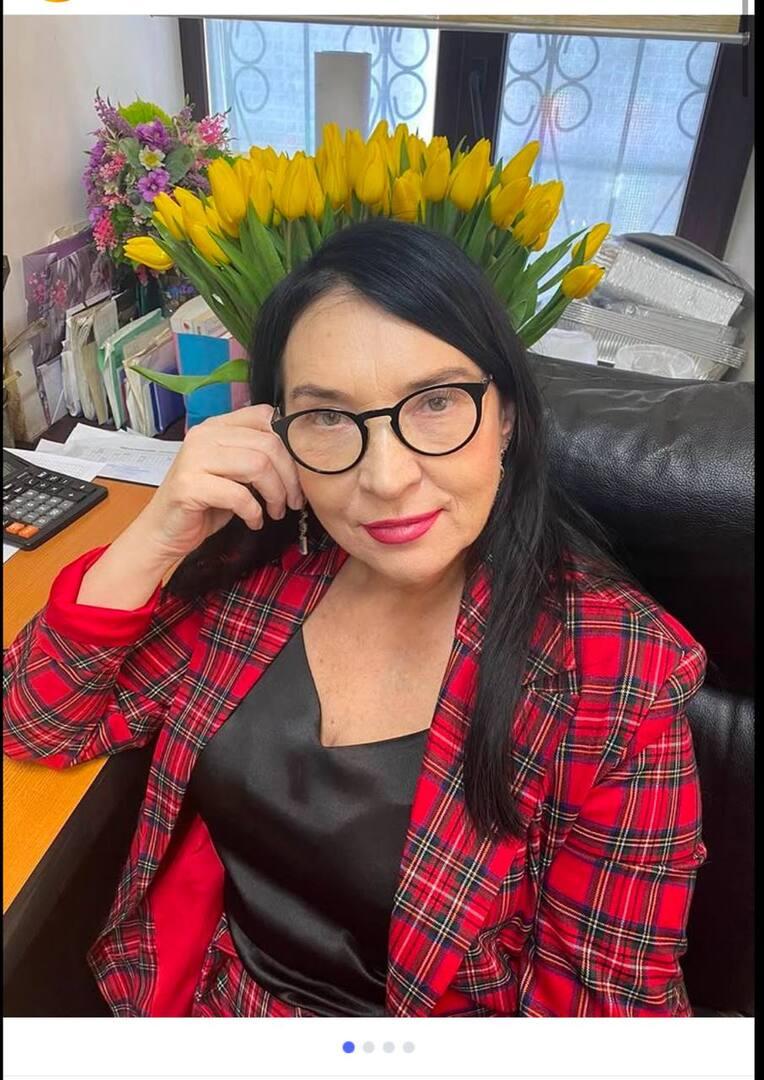 Уехавший в США Андрей Бурковский показал фото матери в день ее рождения