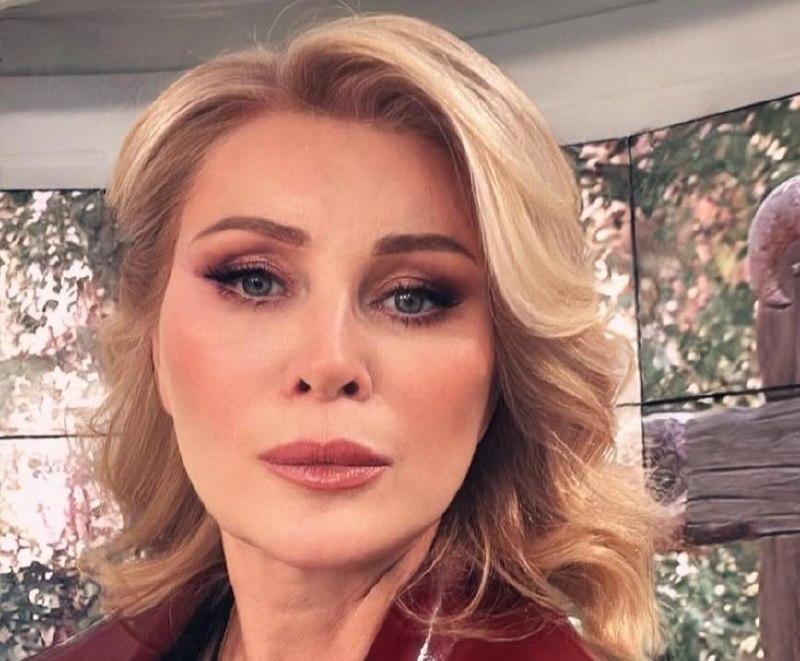 «Пусть предатели давятся желчью в забвении»: Вика Цыганова призвала забыть писателей-иноагентов в России