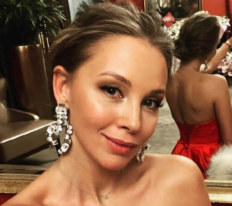 «Каждый волен жить так, как хочет»: Полина Диброва отреагировала на скандальный выход бывшего мужа с девушкой