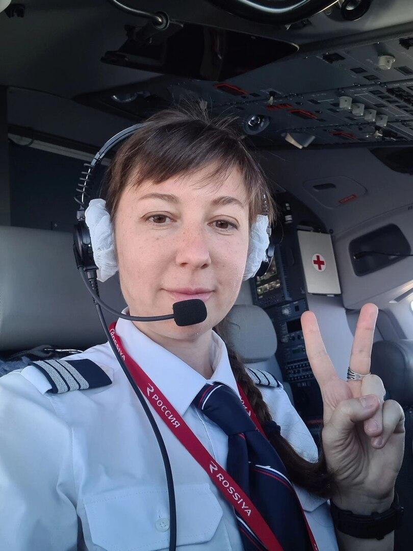 «Ой, нам девиц тут не надо»: женщина-пилот рассказала о гендерных предрассудках и давлении патриархата в профессии