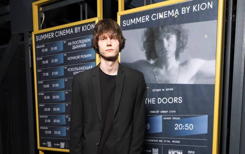 Жизнь после показа: покоривший подиум Prada 23-летний солист группы «ПИКЧИ!» о том, как он изменился