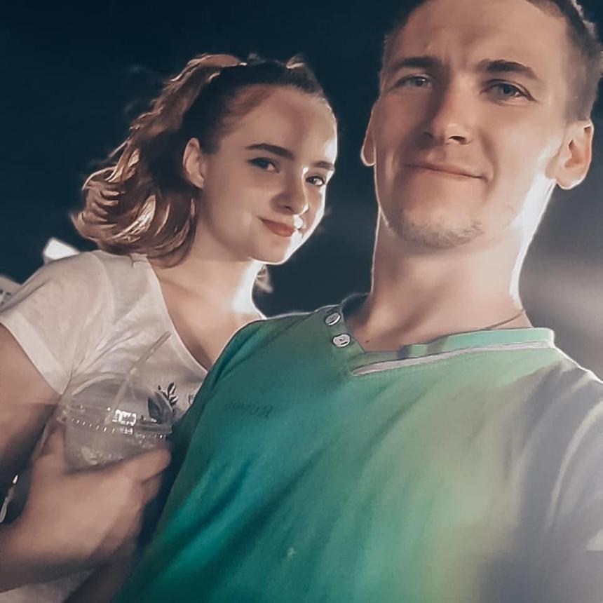 Свадьбы, расставания, дети: как живут участницы второго сезона шоу «Беременна в 16»