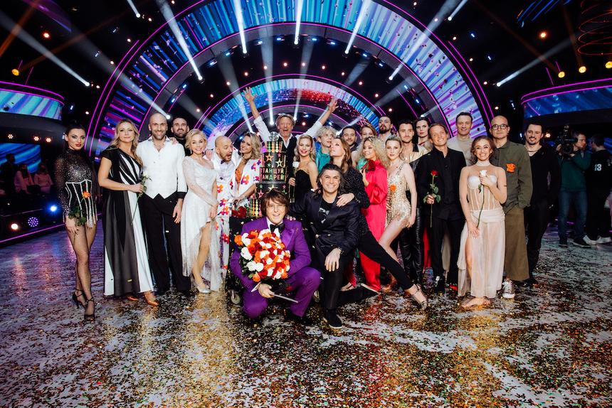 Участники и жюри шоу «Танцы со звездами»