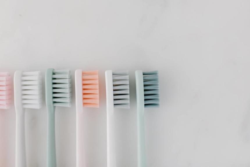 Как COVID-19 и стресс на его фоне отразились на наших зубах — наблюдения стоматолога