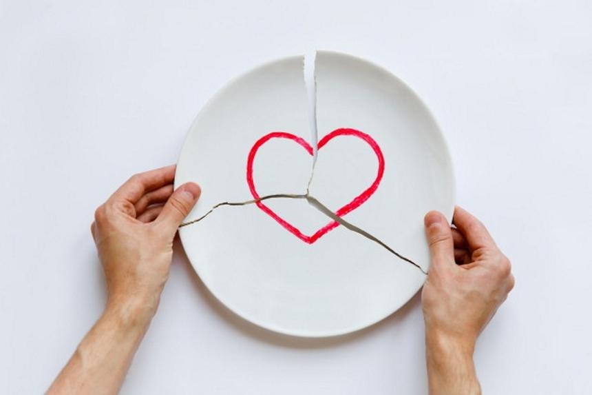 5 неочевидных признаков, что отношения скоро закончатся (и как их сохранить)