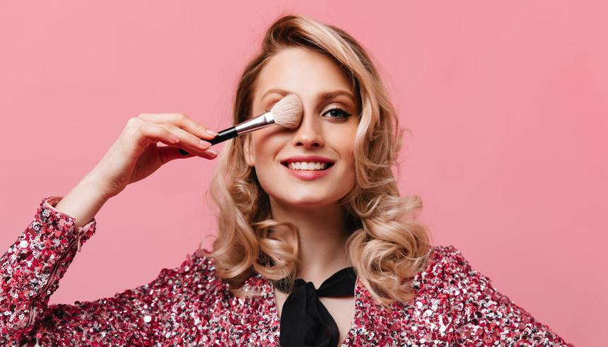 Макияж, который не оставит вас без поцелуя в День святого Валентина, стал хитом в соцсетях