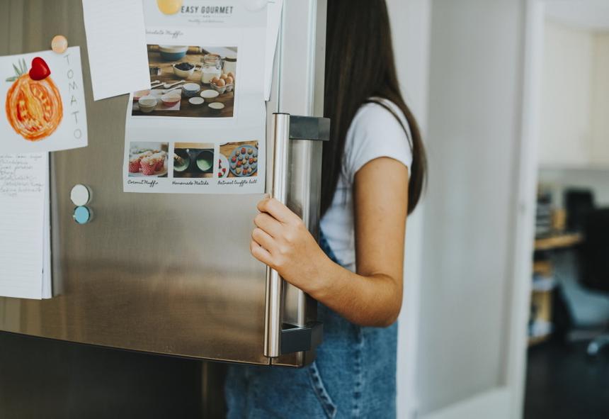 Как избавиться от запаха в холодильнике — эти способы доступны каждой хозяйке