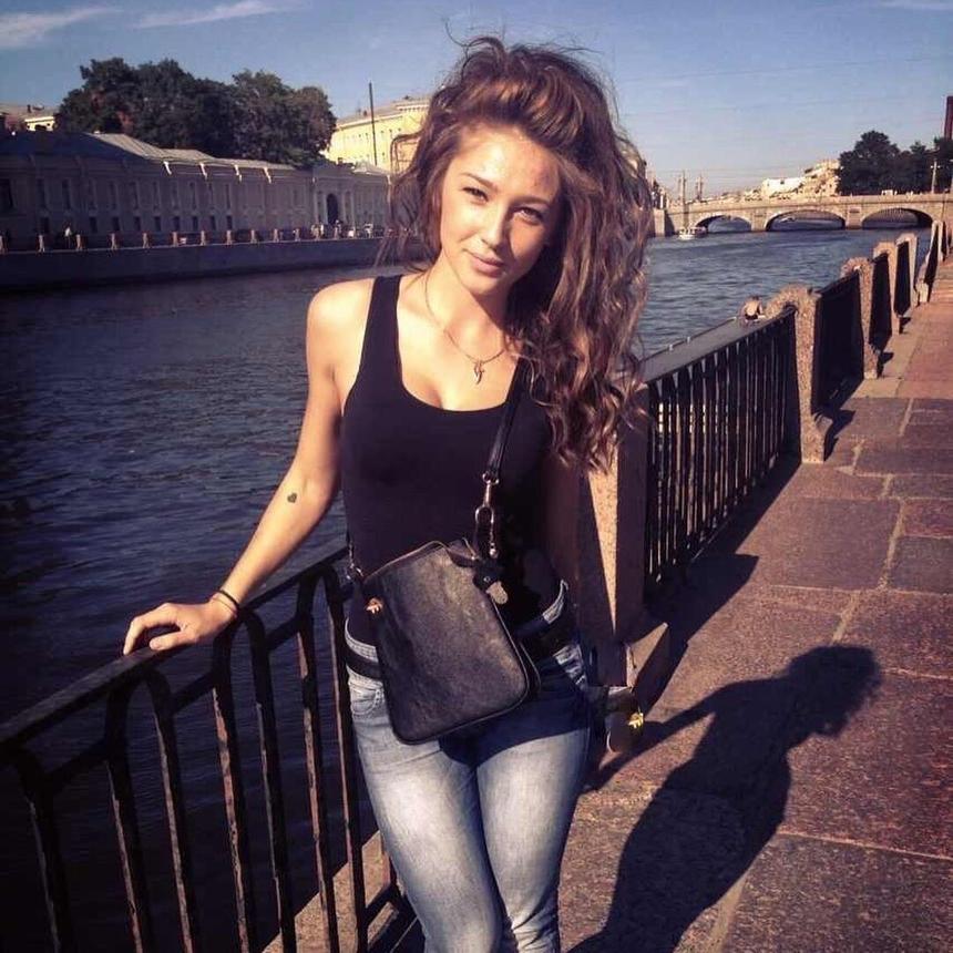 Хотела быть дворником, а стала блогером-миллионером: 15 интересных фактов о Насте Ивлеевой