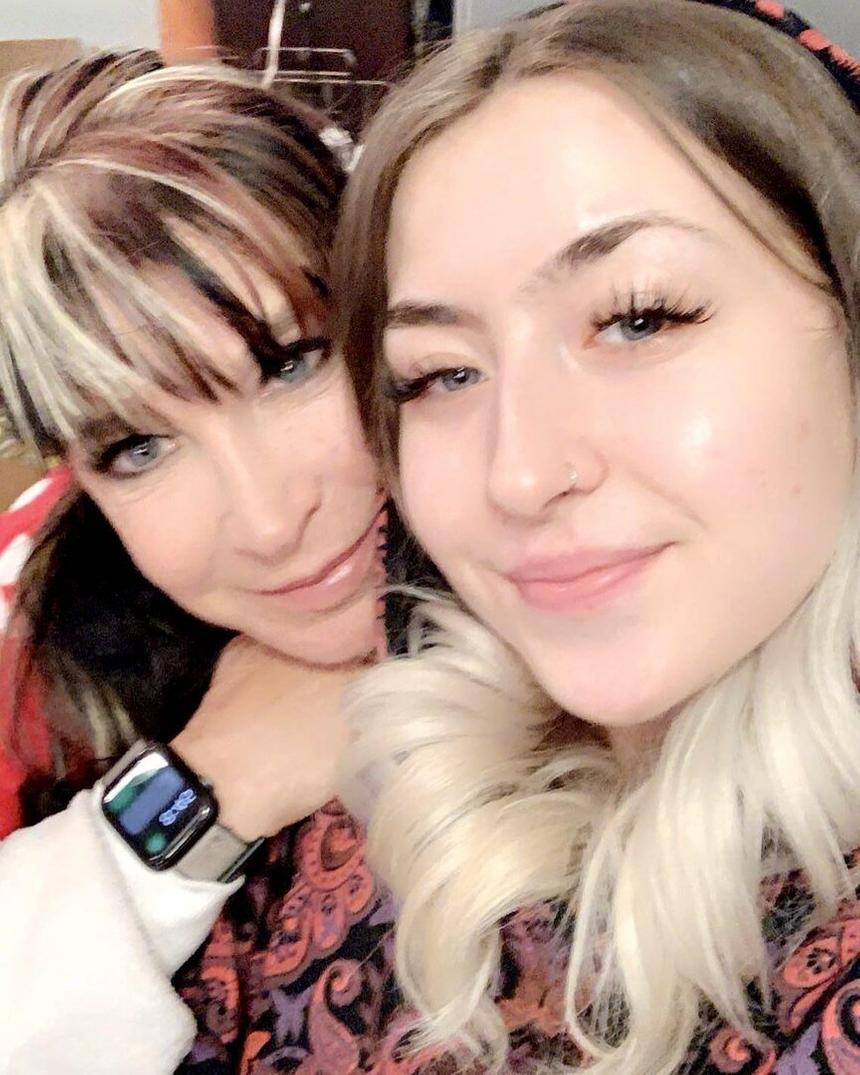 Синтия Ротрок с дочерью Скайлер