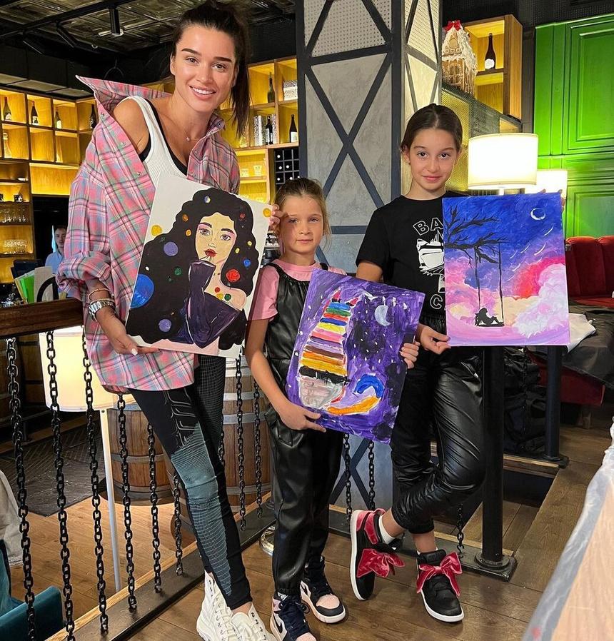 Ксения Бородина и дочери